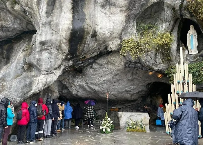 Tithome 1 - Gare, Centre Ville, Vue Montagne Et Chateau * Lurdy