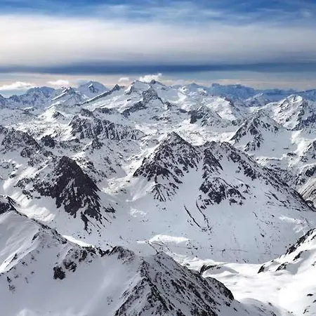 Tithome 1 - Gare, Centre Ville, Vue Montagne Et Chateau דירה *